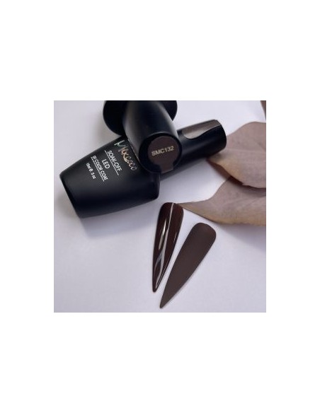 SMC 132 BARNIZ SEMI-PERMANENTE MIXCOCO 15ML (MARRÓN OSCURO)